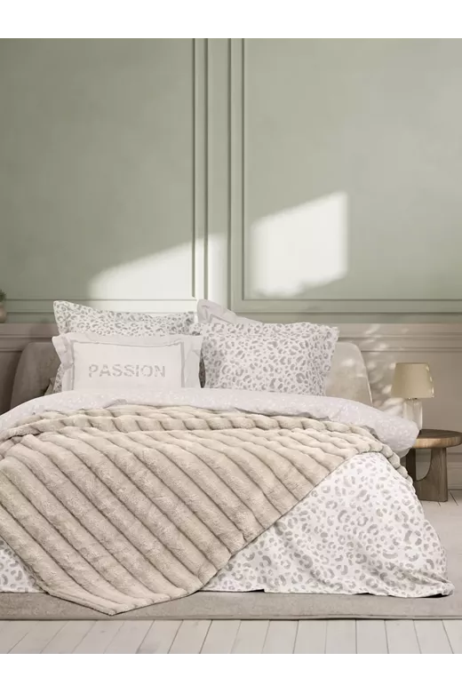 Κουβέρτα Carezza - Ivory